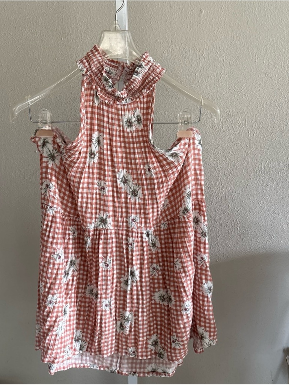 Women’s Coral Gingham Floral Ruffled Cold-Shoulder Top